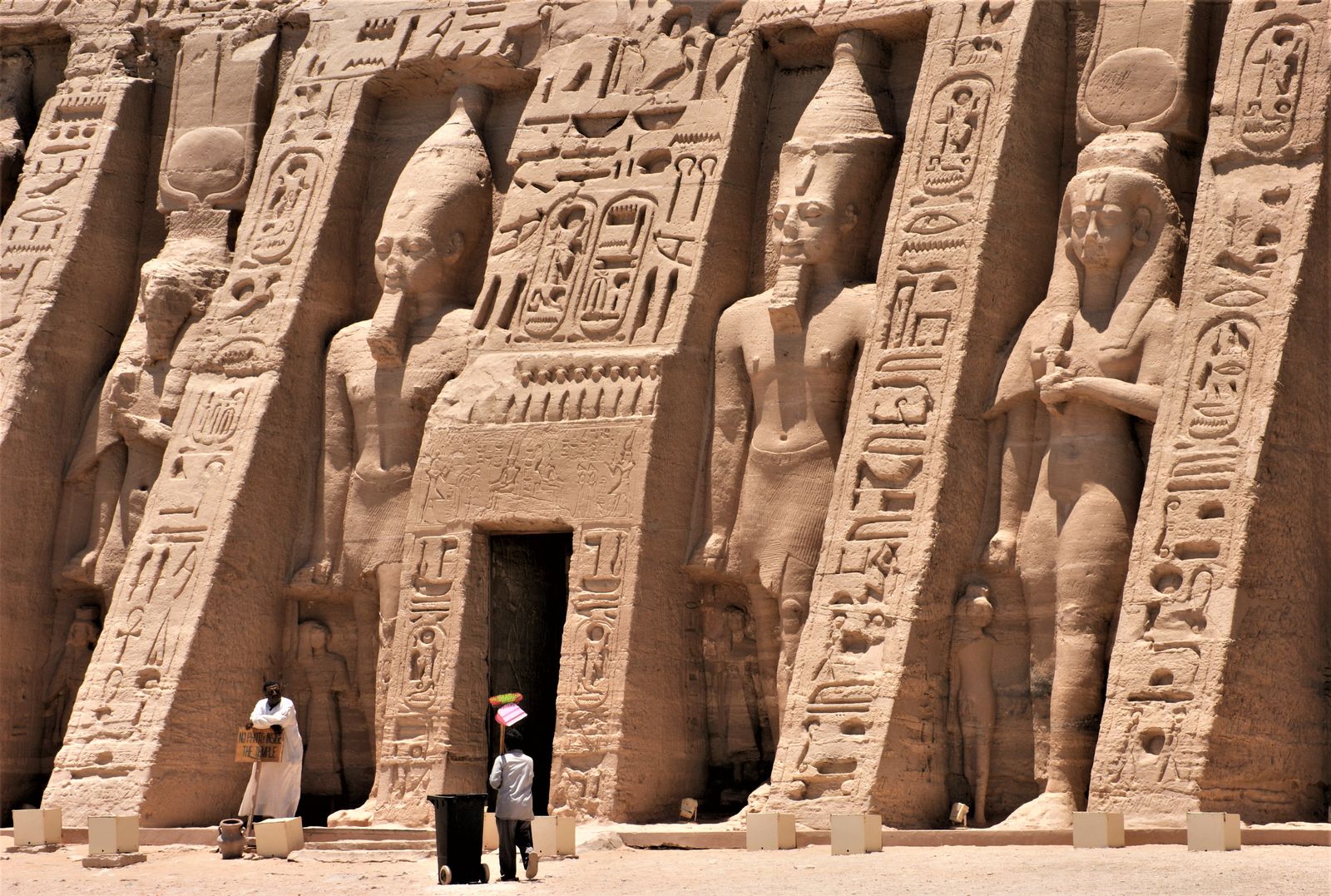 Egypt highlights tour with Nile cruise