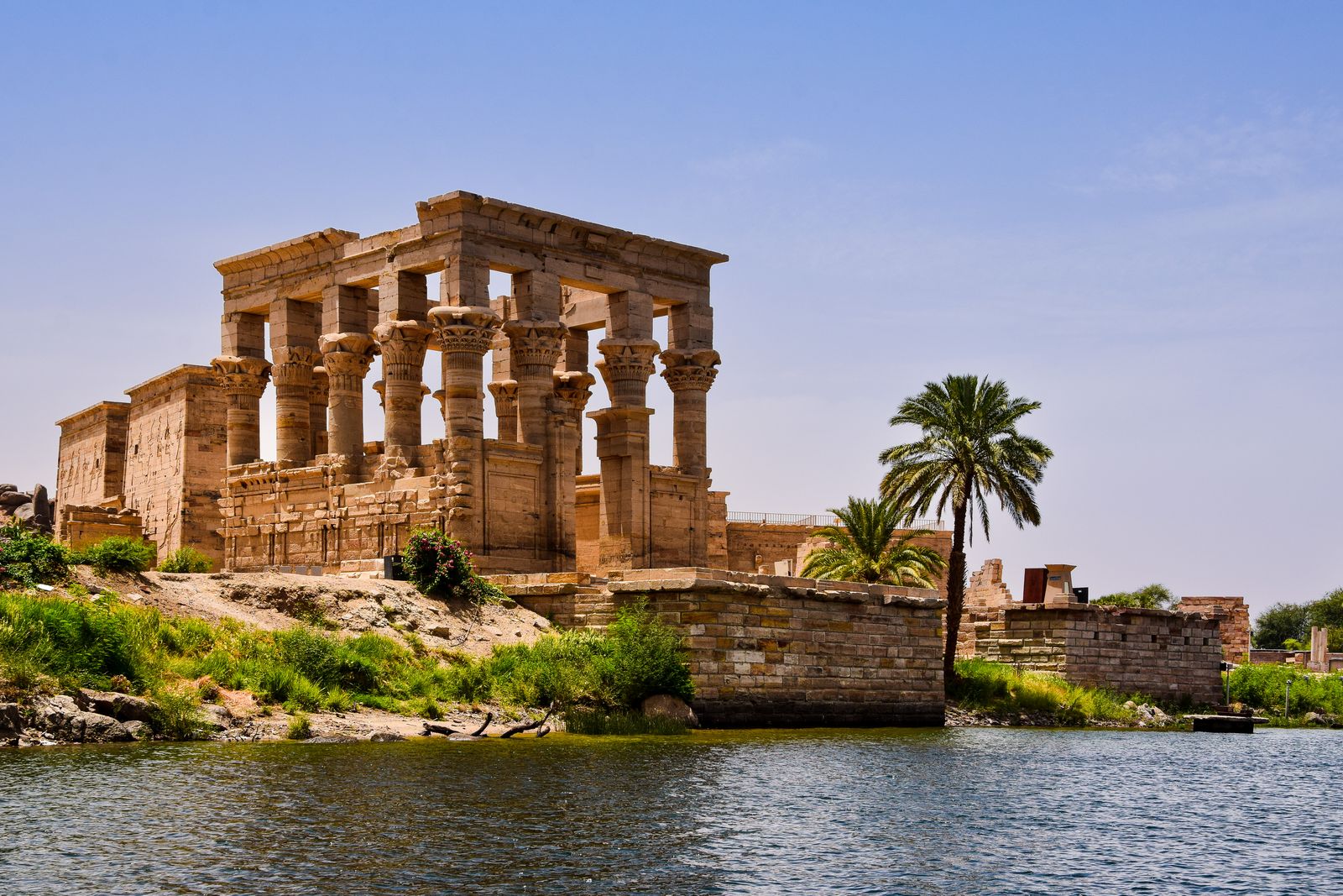 5-Day Lake Nasser Cruise from Aswan to Abu Simbel